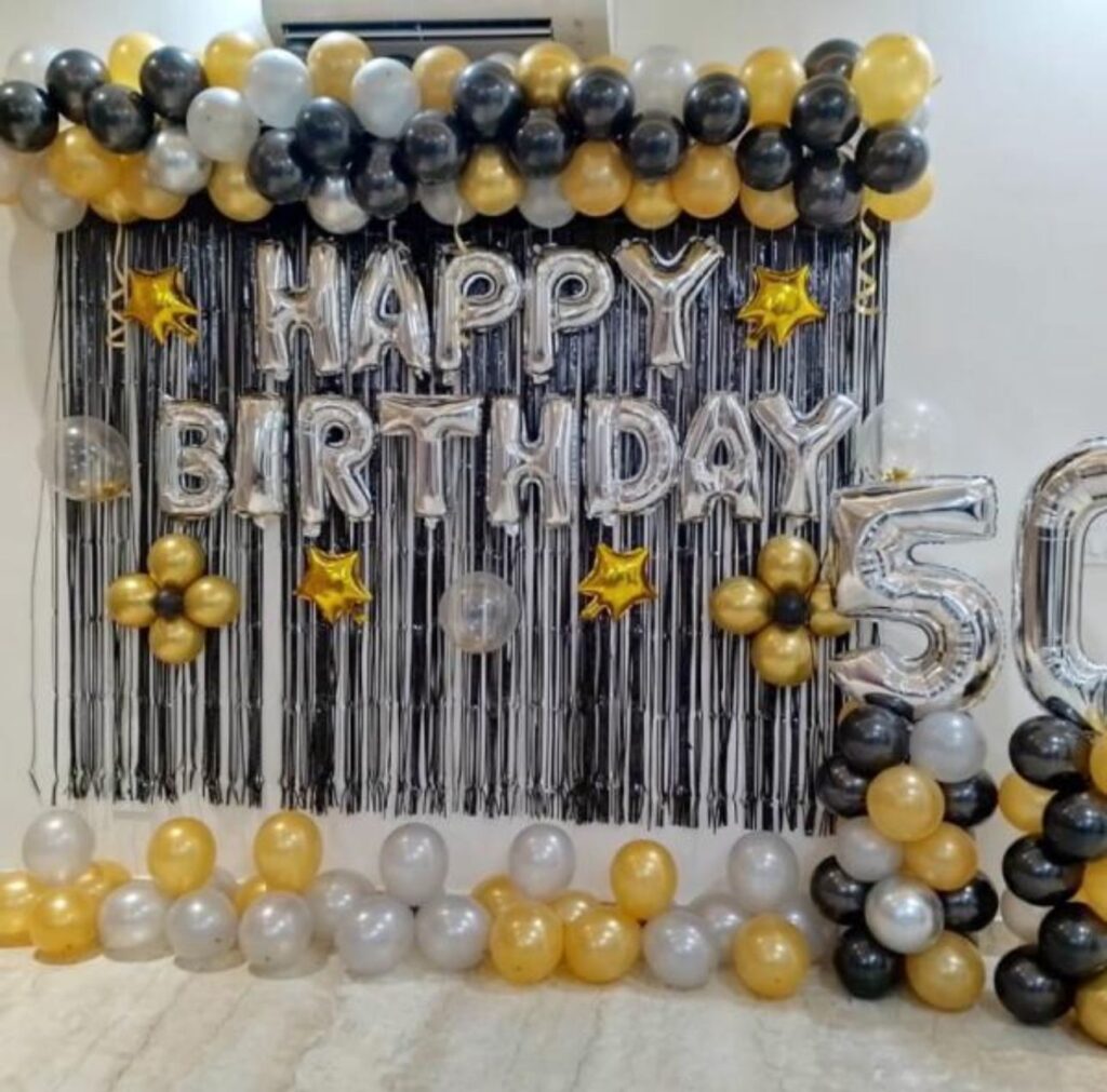 200 balloon and many items-min Balloon Backdrop