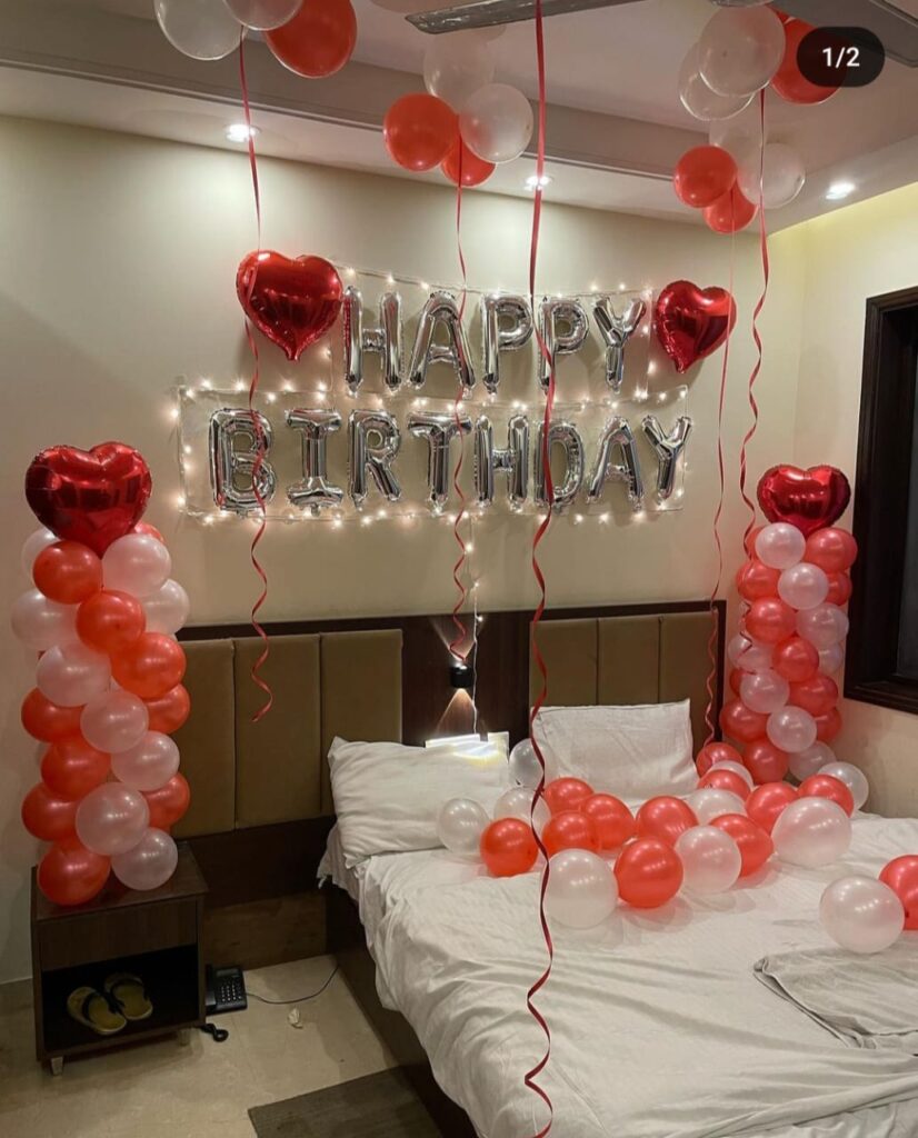 Hotel Room Decoration-min