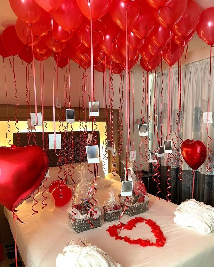 Love theme with Photos-min