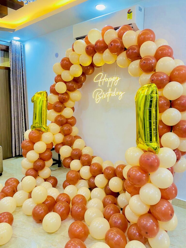 Metallic Ring Decoration-min